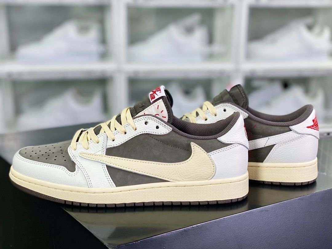 Jordan Travis Scott Light Mocha