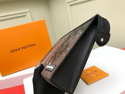 Louis Vuitton Monogram Galaxy Pochette Voyage