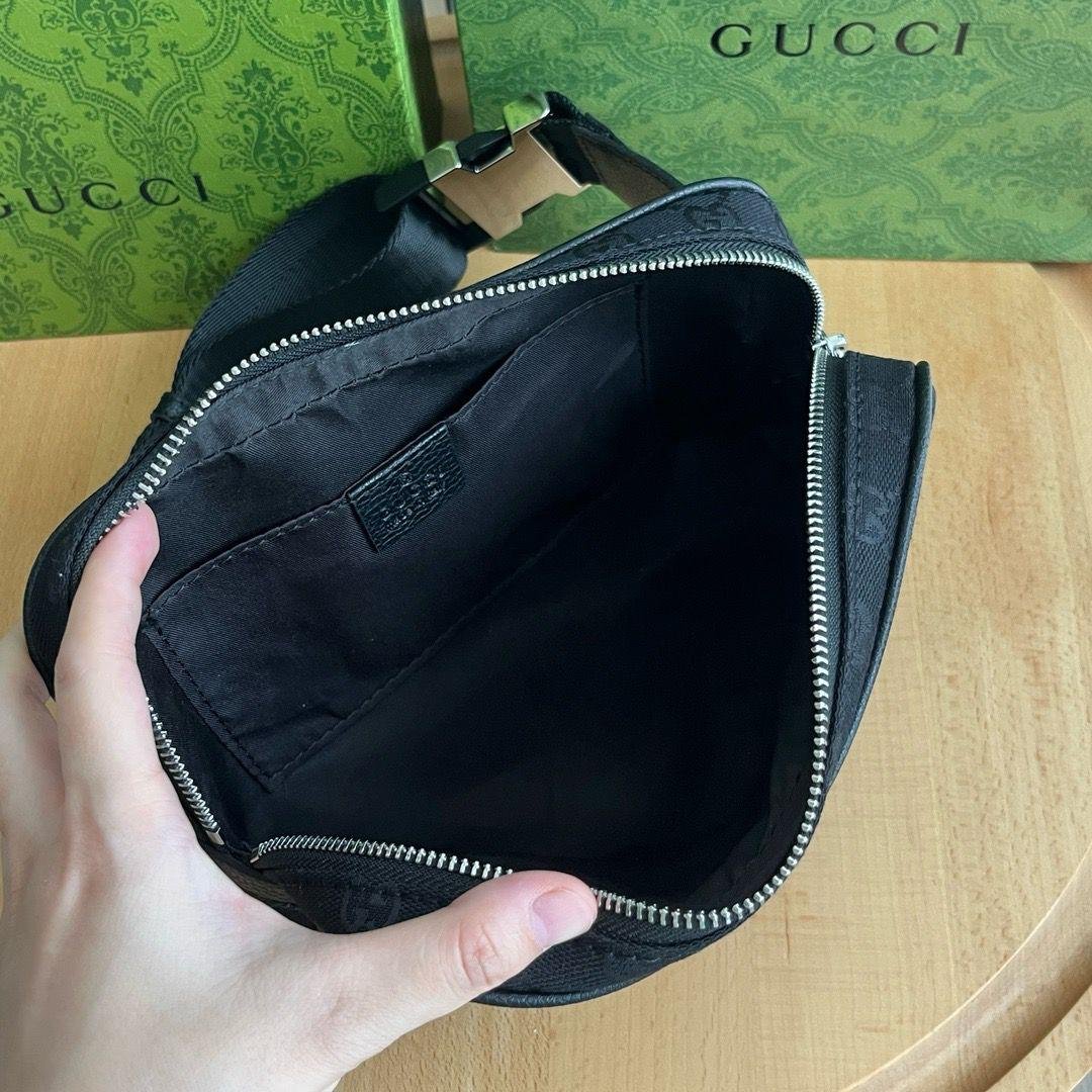 Gucci GG Supreme Black Crossbody Bag