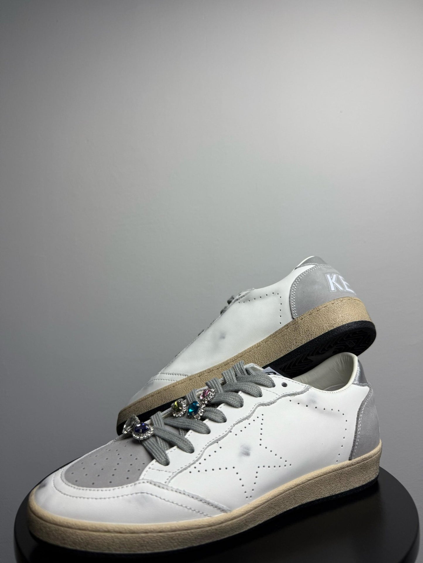 Golden Goose “White – Pendante”
