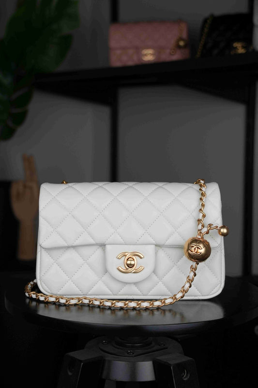 CHANEL MINI FLAP BAG WHITE