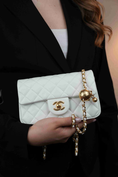 CHANEL MINI FLAP BAG WHITE