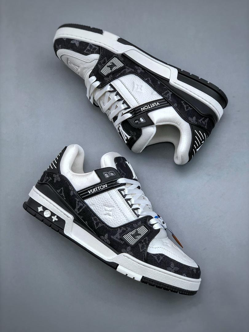 Louis Vuitton “Black White”