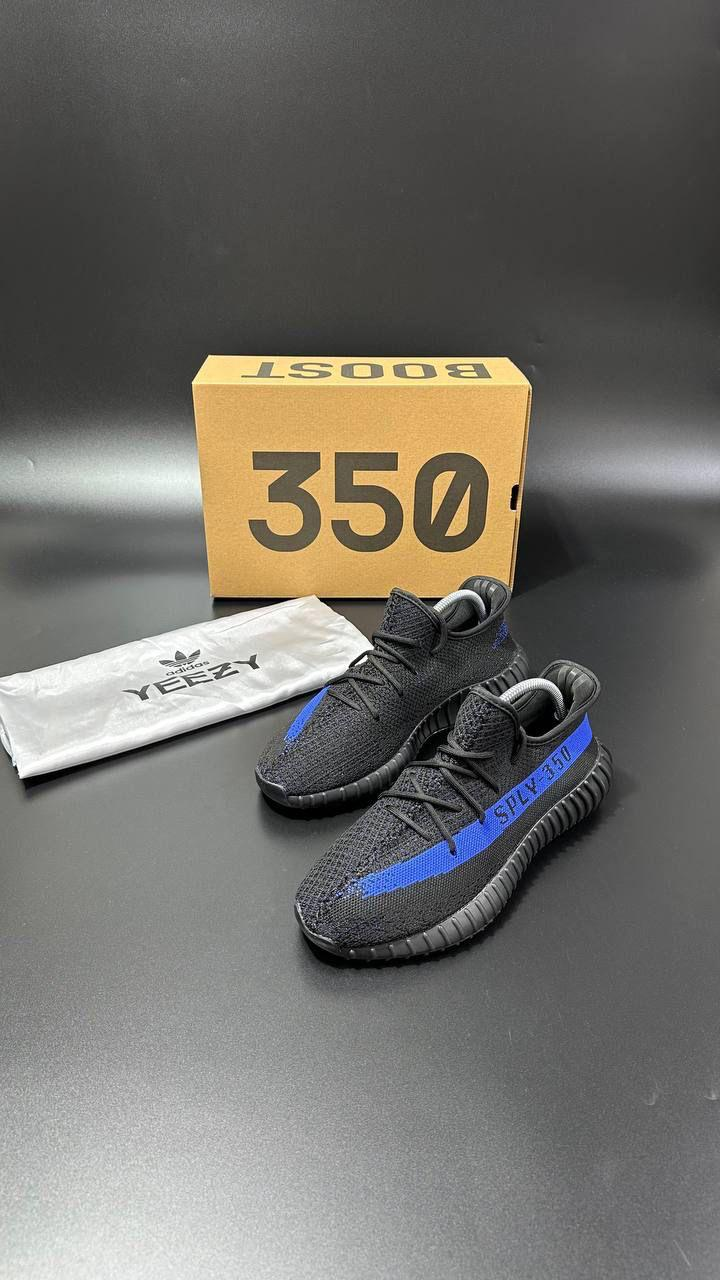 Yeezy Boost 350 V2 “Dazzling Blue”