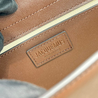 JACQUEMUS Le Bambino smeđa
