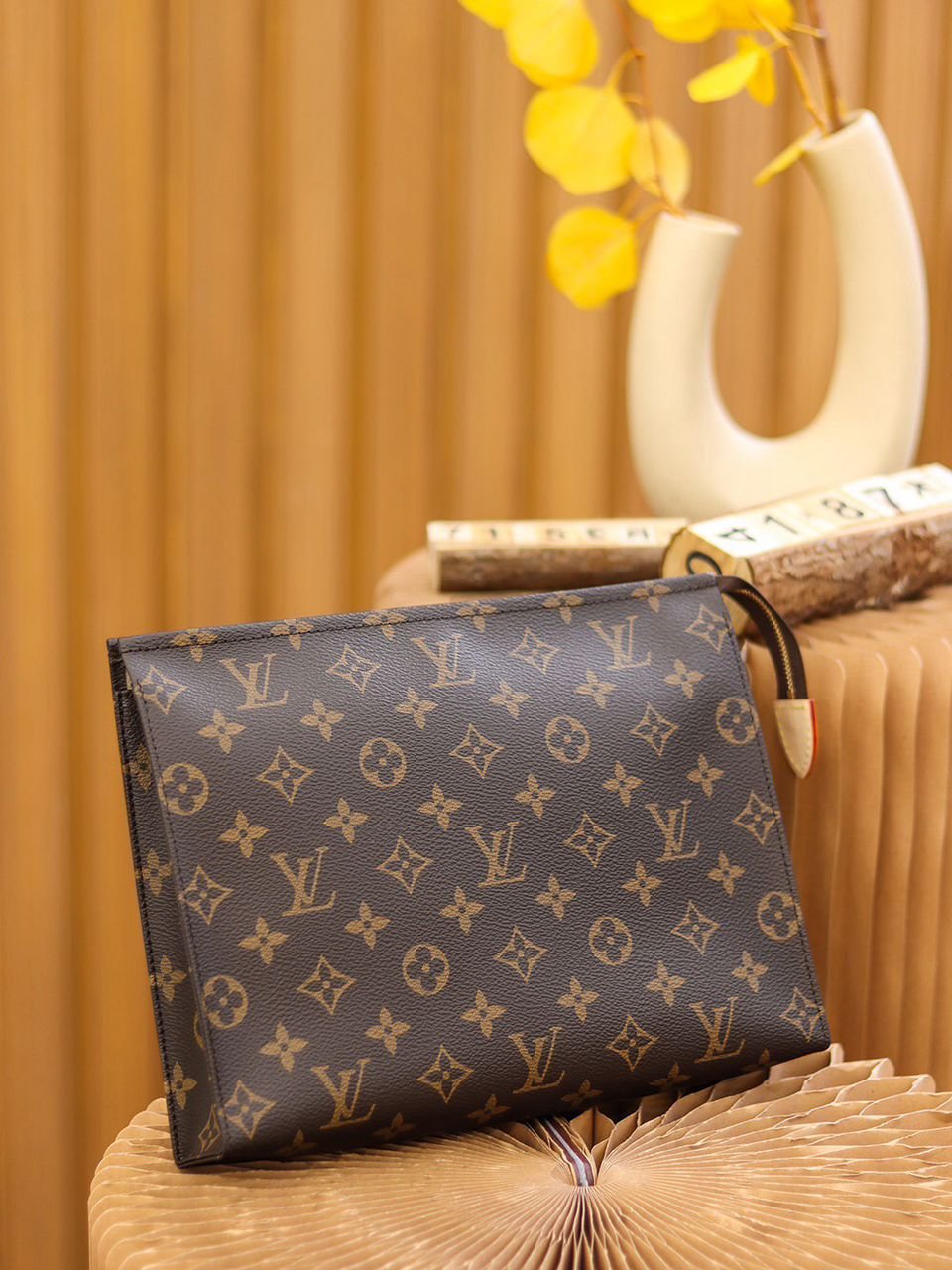 Louis Vuitton Toiletry Pouch 26 Monogram Brown