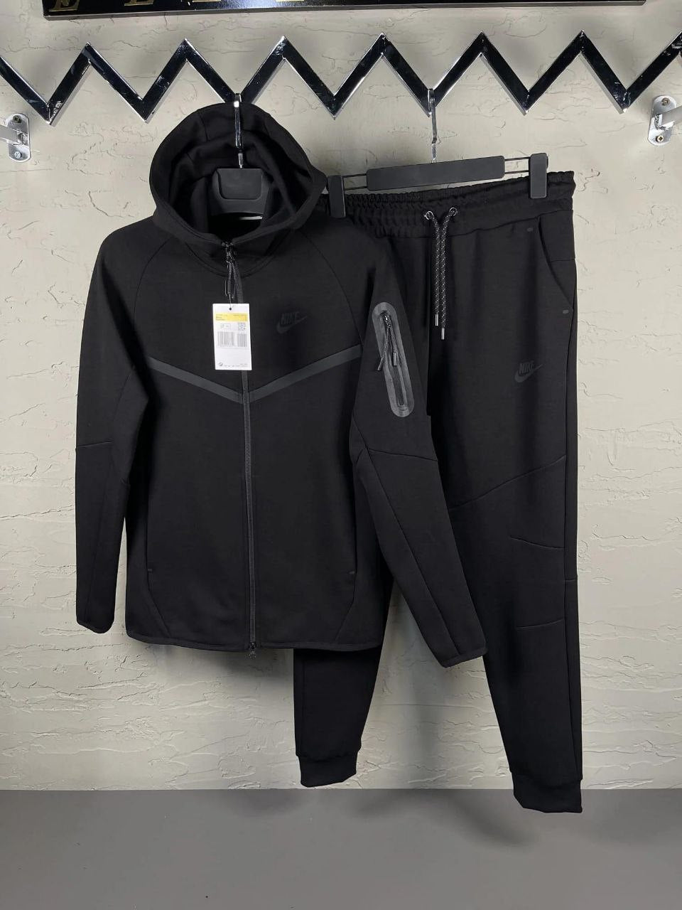 Nike Tech Fleece