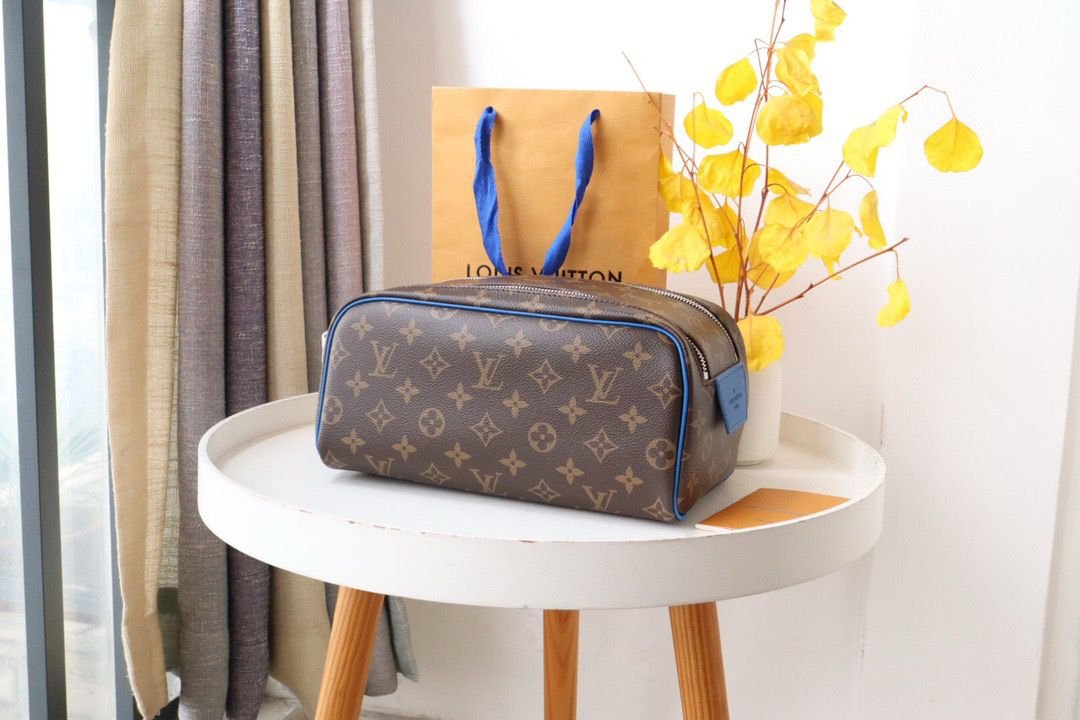 Louis Vuitton Monogram Macassar